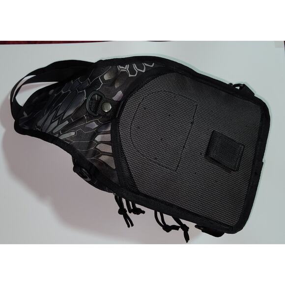 Rattlesnake Tactical Adjustable Shoulder Sling Pack, Python Molle - Picture 2 of 7